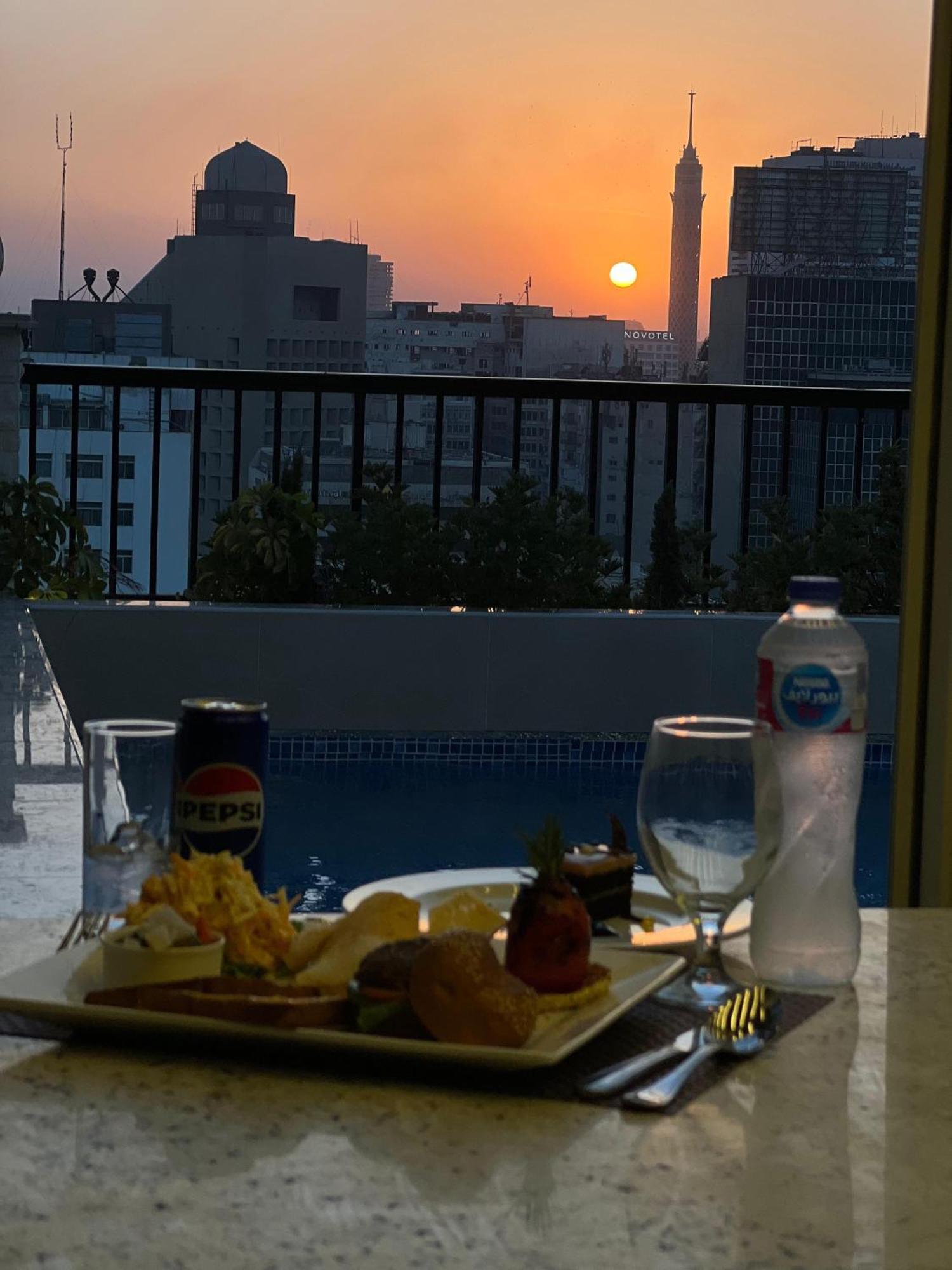 Mar Charbel Hotel Kairo Bagian luar foto