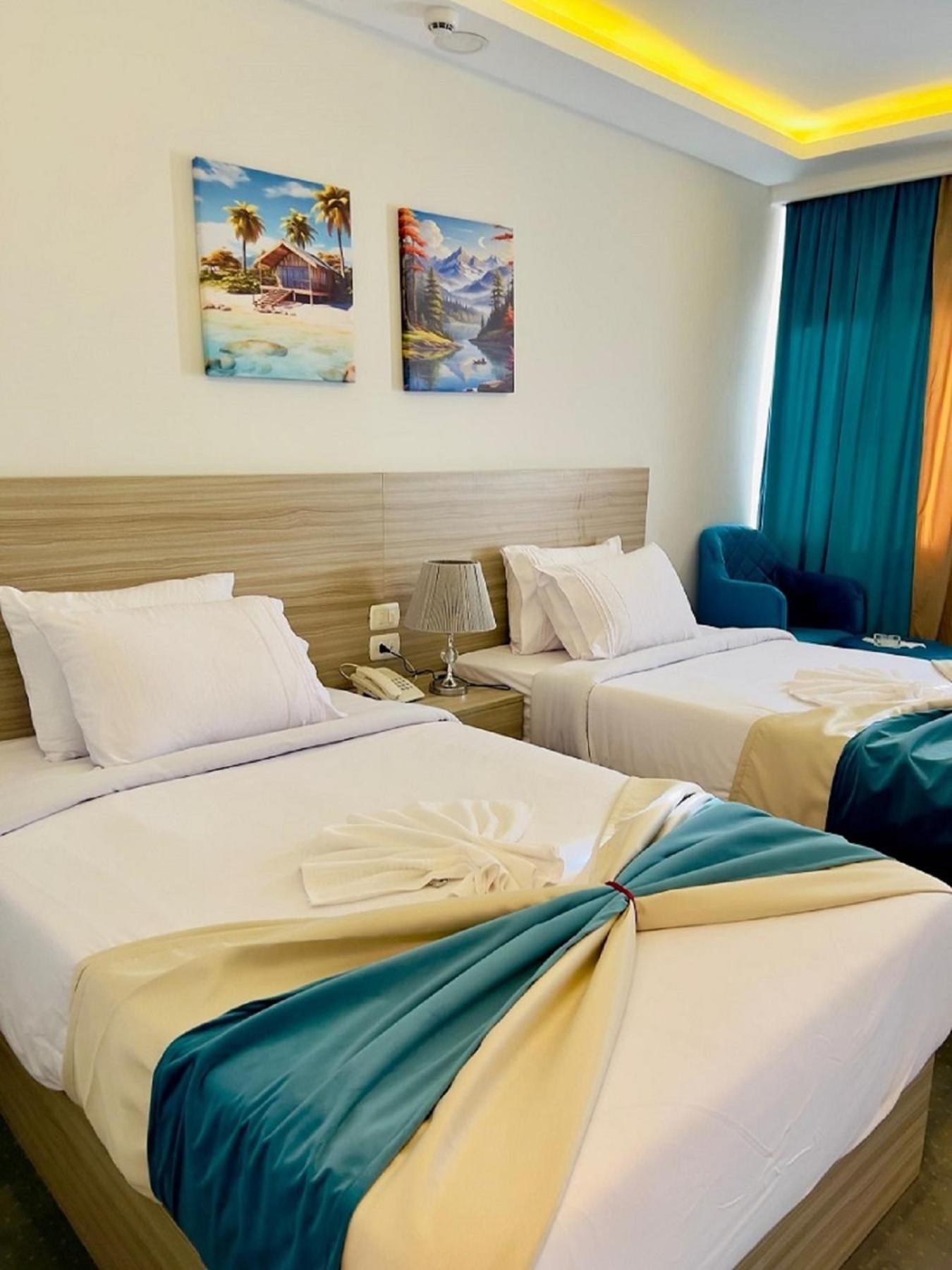 Mar Charbel Hotel Kairo Bagian luar foto