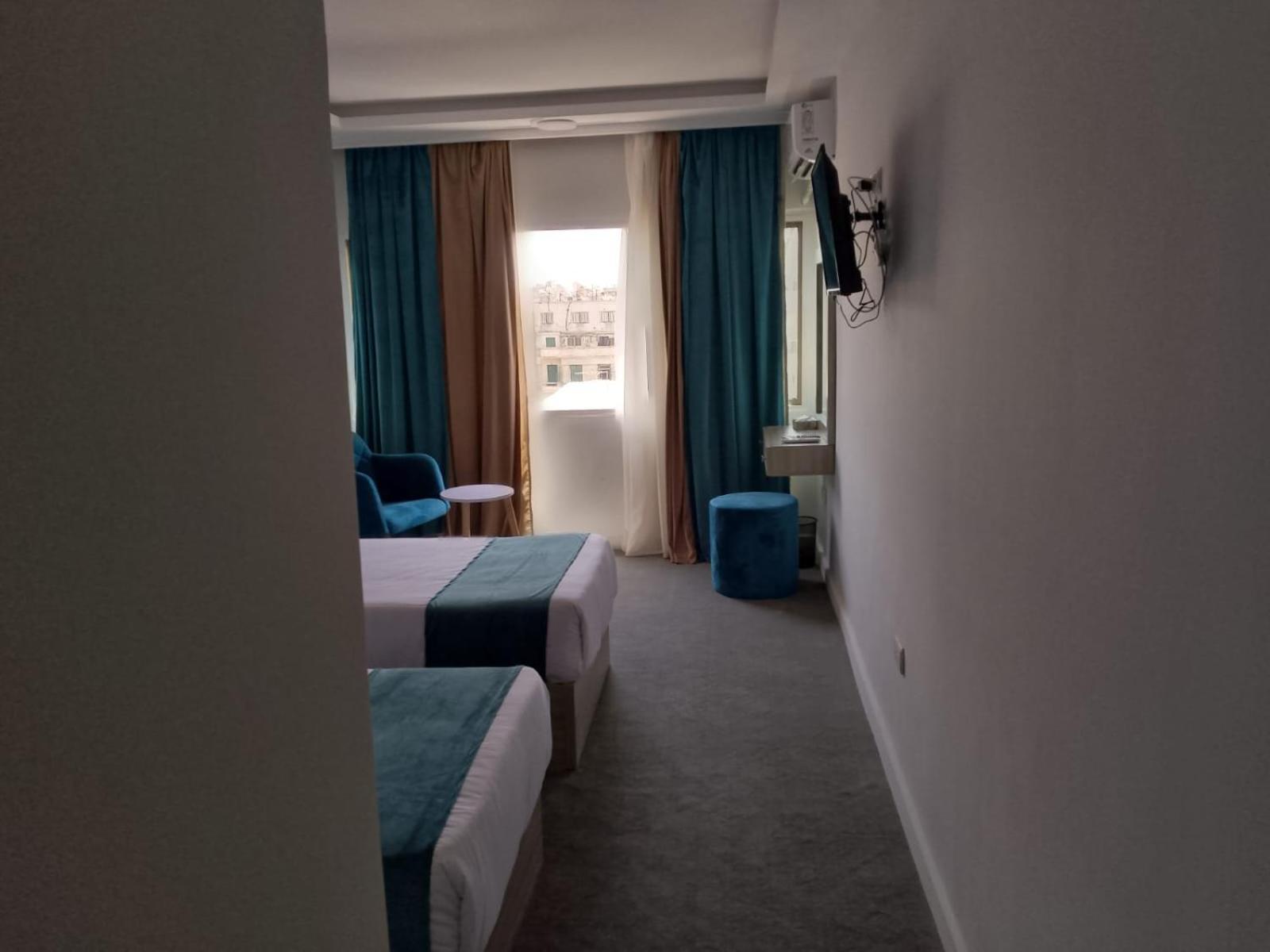 Mar Charbel Hotel Kairo Bagian luar foto