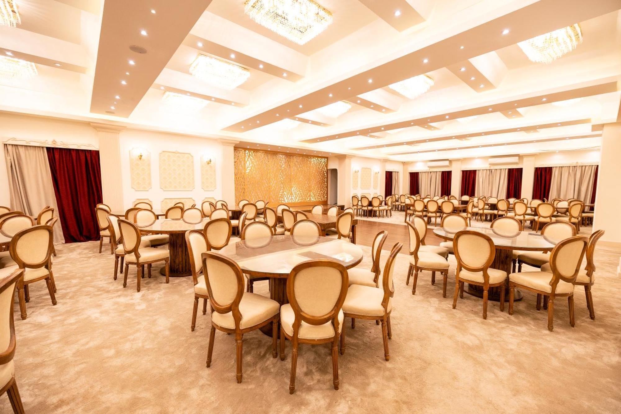 Mar Charbel Hotel Kairo Bagian luar foto