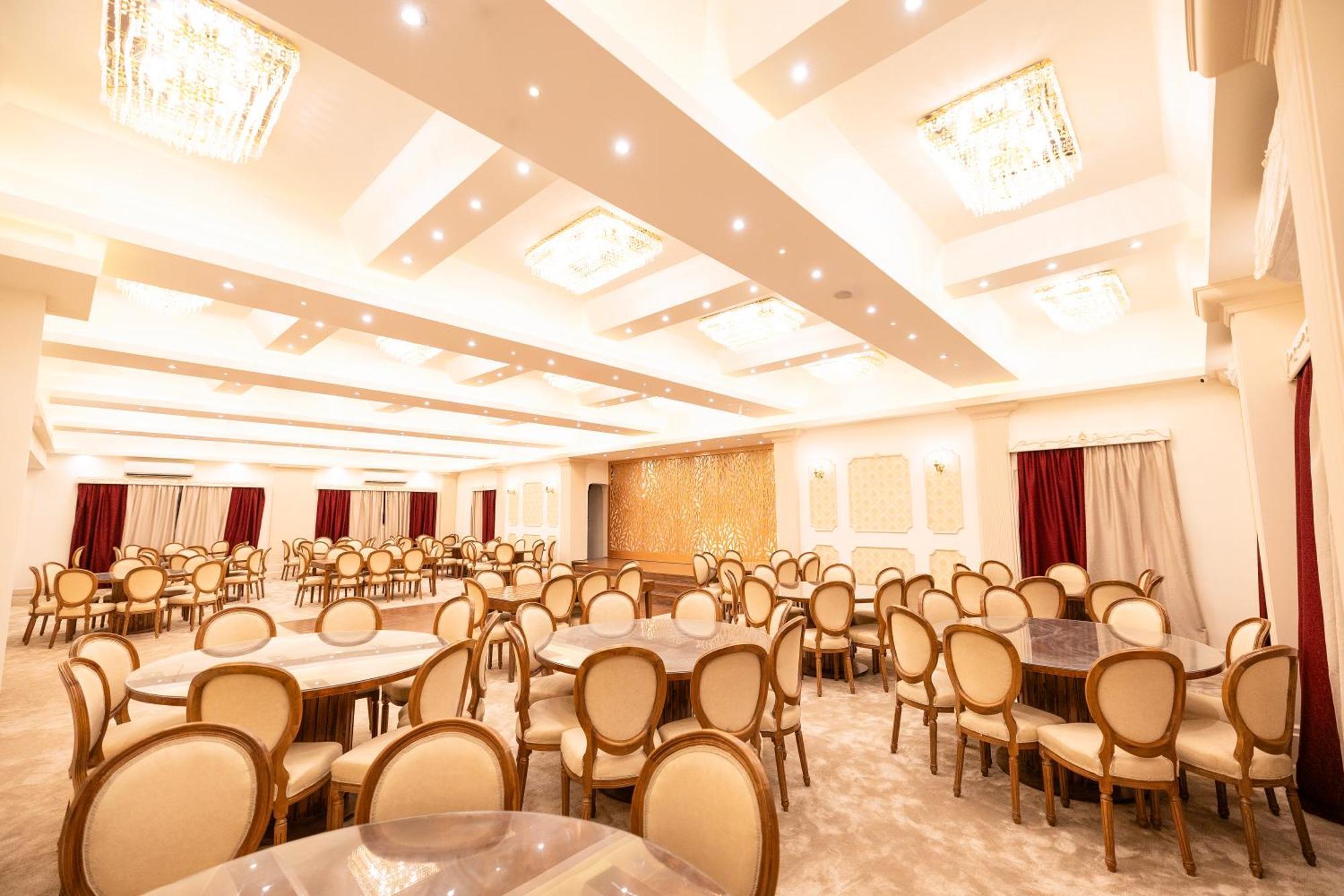Mar Charbel Hotel Kairo Bagian luar foto