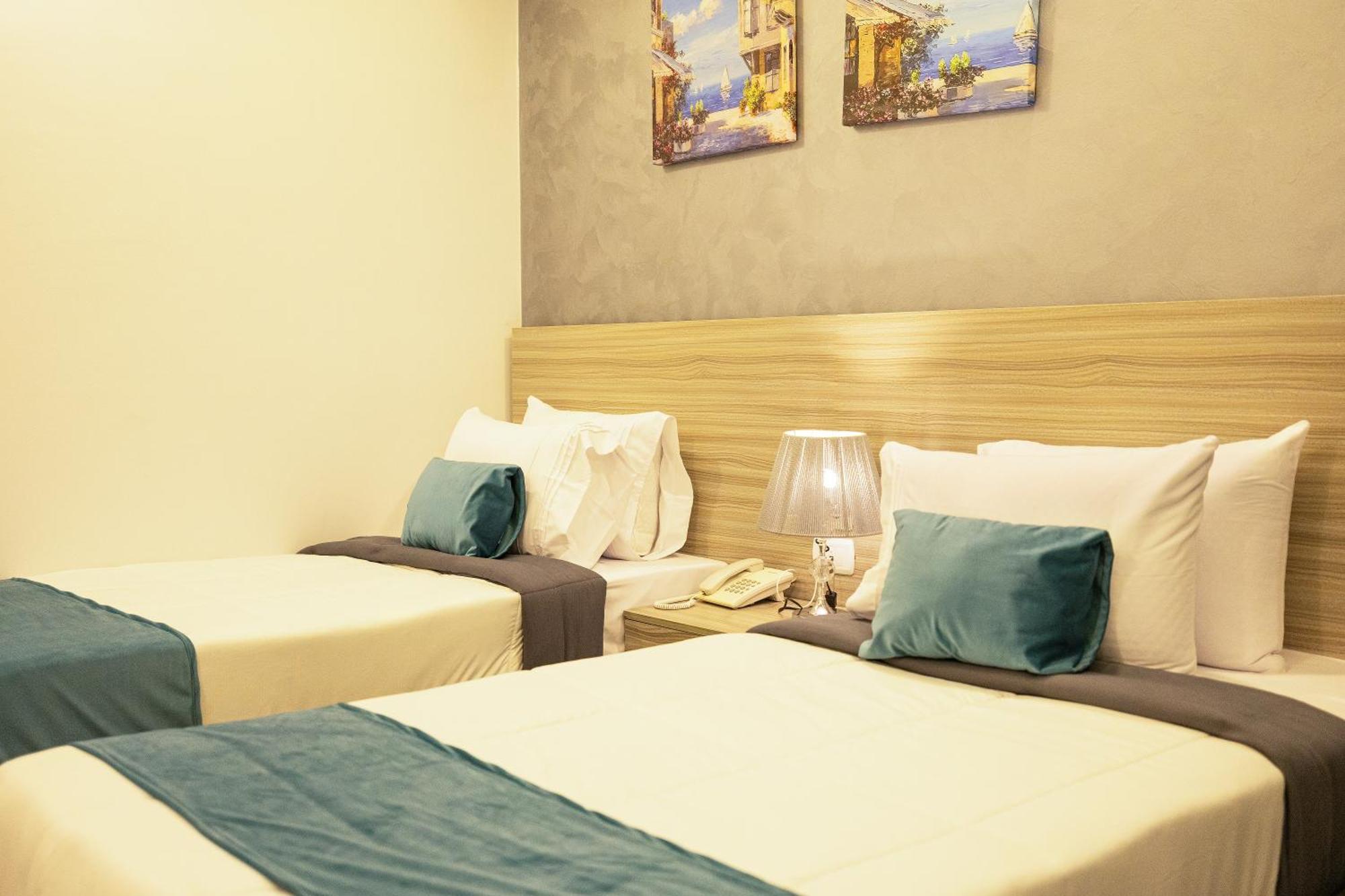 Mar Charbel Hotel Kairo Bagian luar foto
