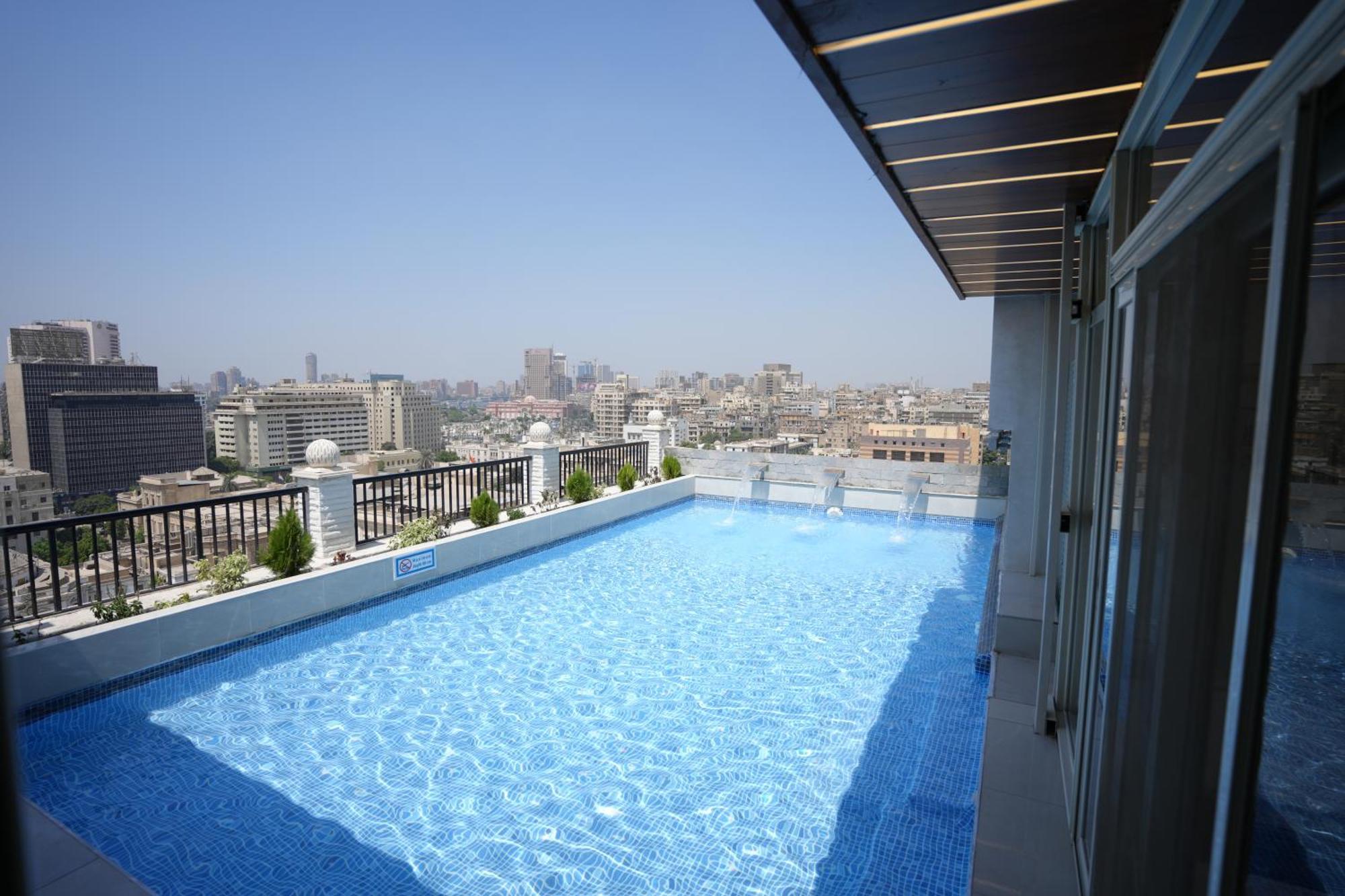 Mar Charbel Hotel Kairo Bagian luar foto